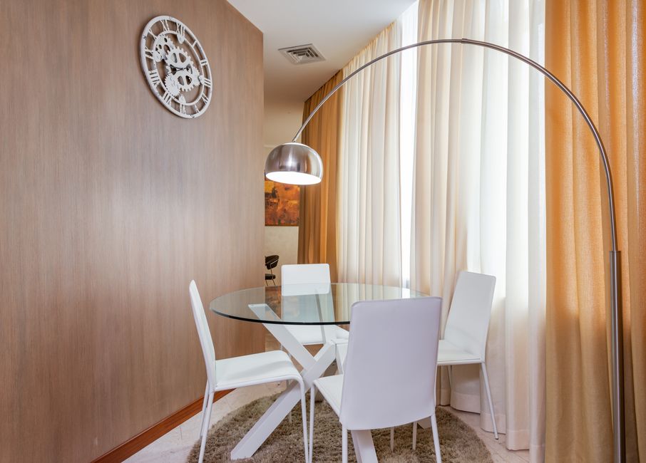 Verhoog de esthetische waarde van je huis met metalen wanddecoratie